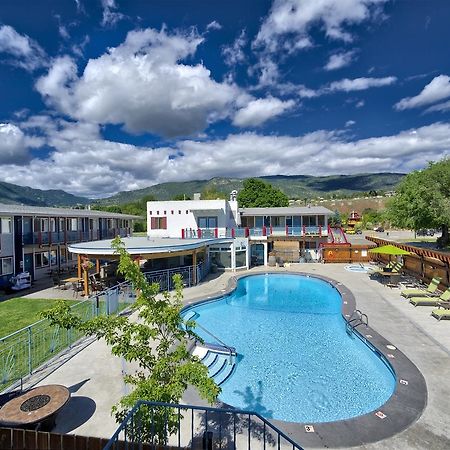 Bowmont Motel Penticton Ngoại thất bức ảnh