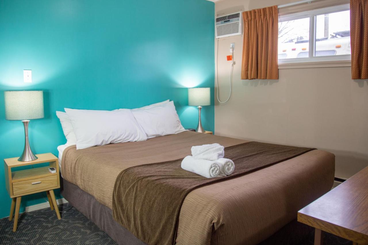 Bowmont Motel Penticton Ngoại thất bức ảnh